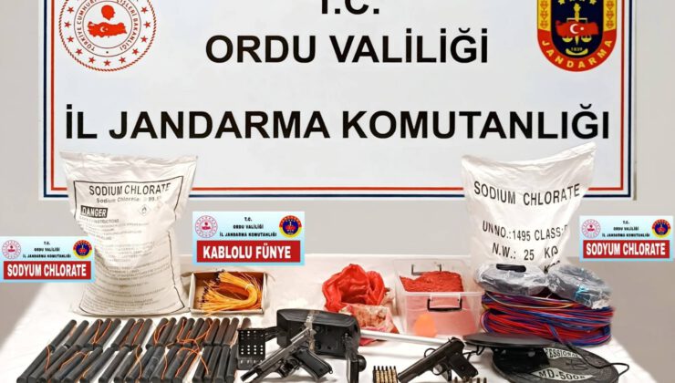 DEFİNECİLER YAKALANDI