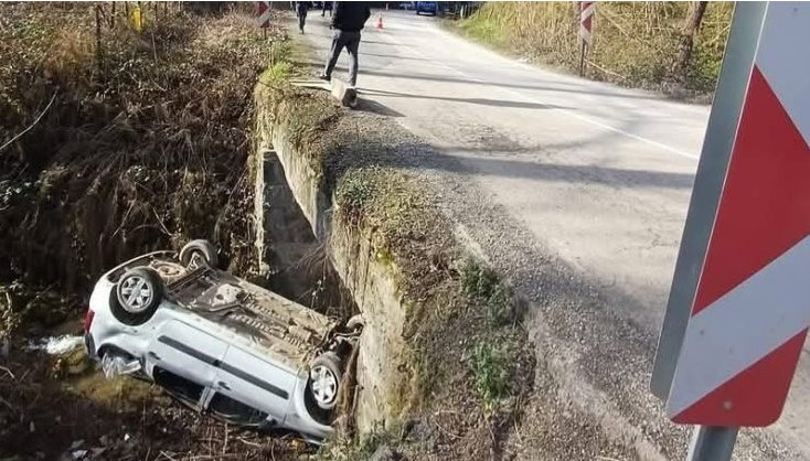 DEREYE UÇAN ARACIN SÜRÜCÜSÜ YARALANDI